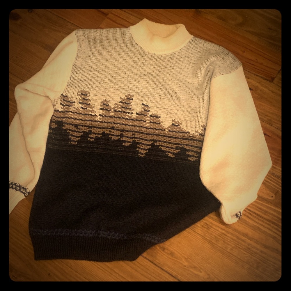 Men’s sweater